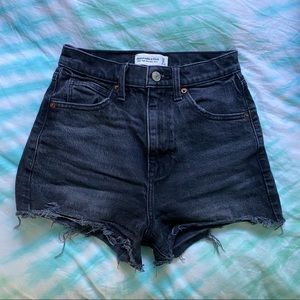 Abercrombie high rise mom shorts